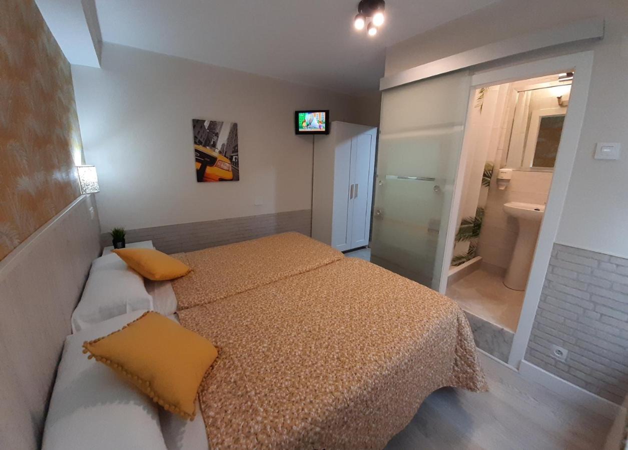 Hostal Verdemar Gijon Bagian luar foto