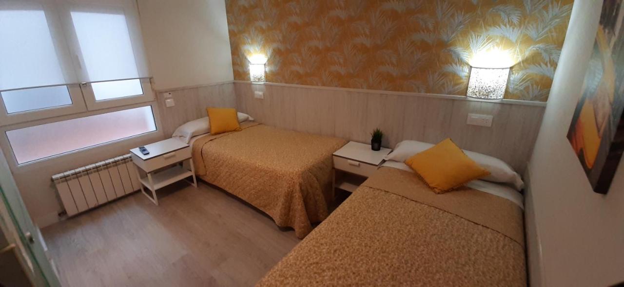 Hostal Verdemar Gijon Bagian luar foto