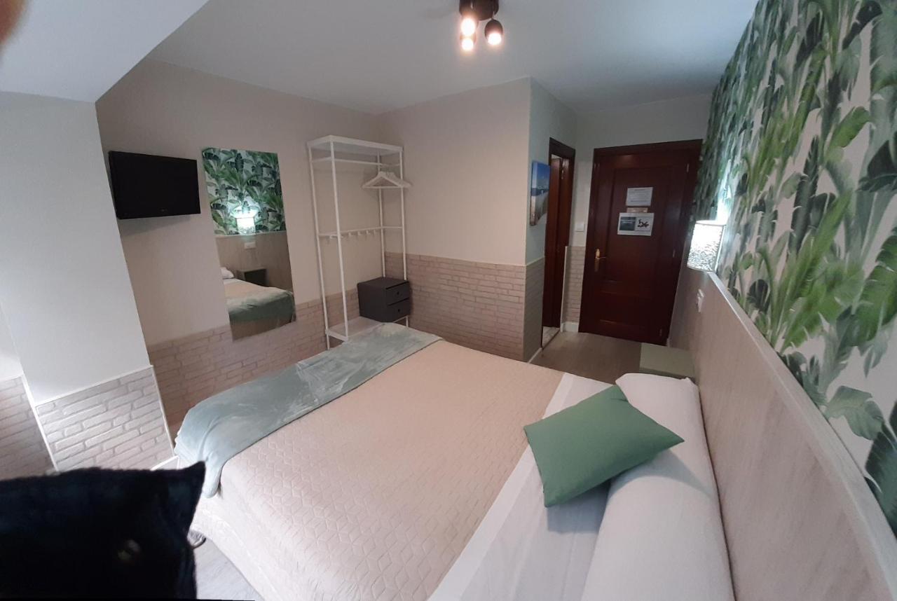 Hostal Verdemar Gijon Bagian luar foto