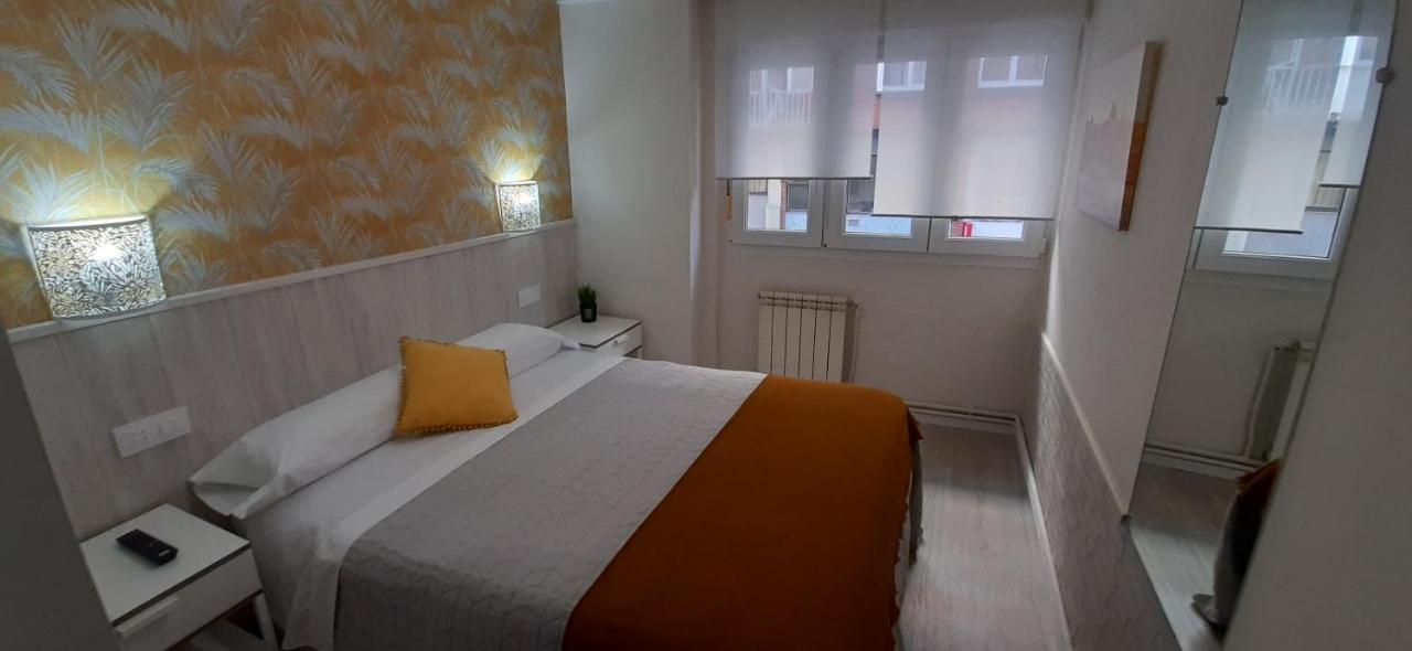 Hostal Verdemar Gijon Bagian luar foto