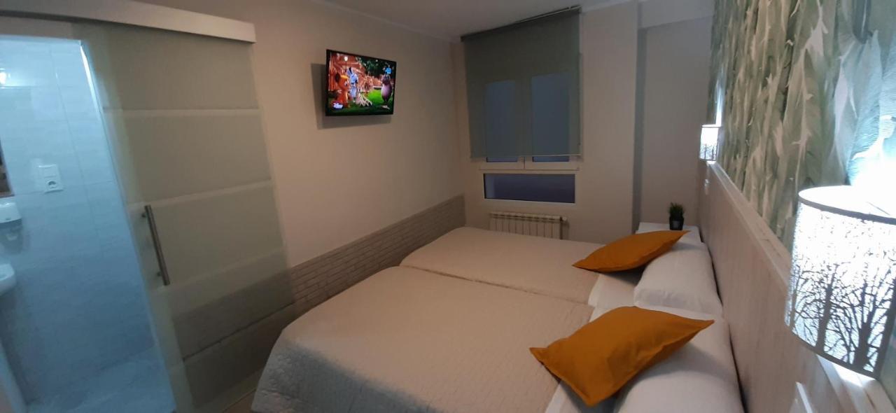 Hostal Verdemar Gijon Bagian luar foto