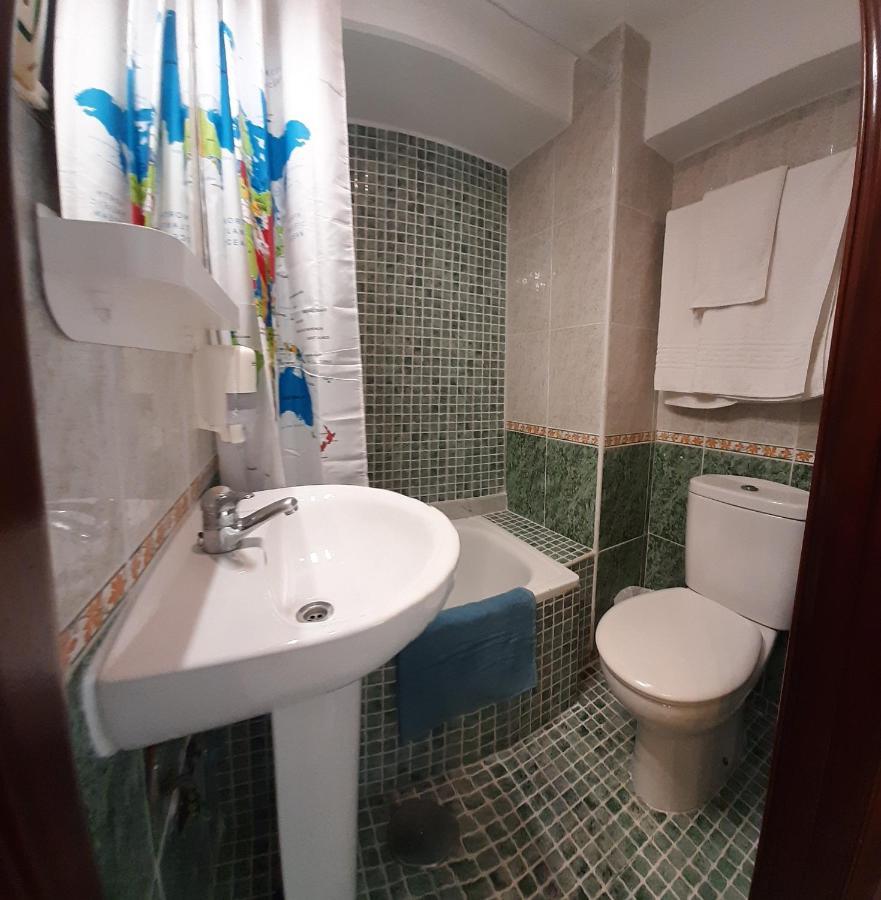 Hostal Verdemar Gijon Bagian luar foto