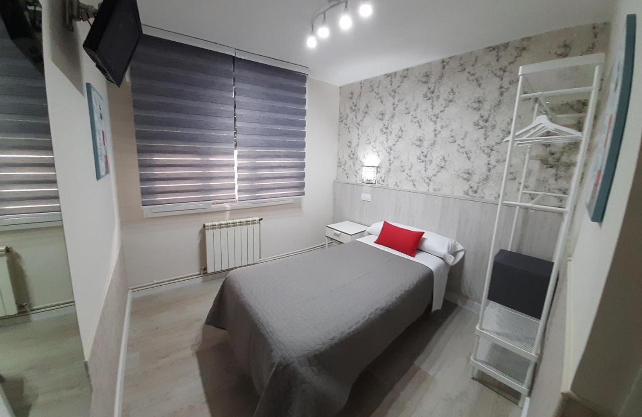 Hostal Verdemar Gijon Bagian luar foto