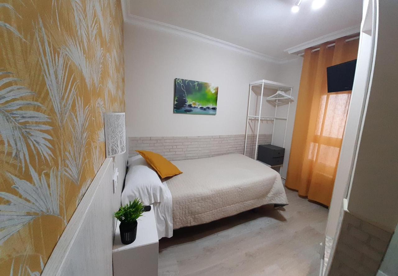 Hostal Verdemar Gijon Bagian luar foto