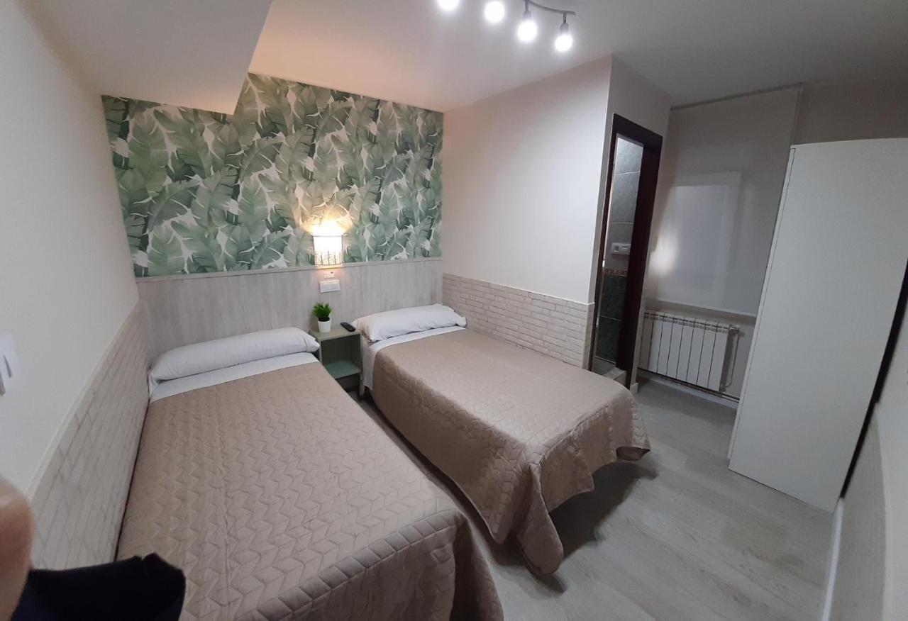Hostal Verdemar Gijon Bagian luar foto