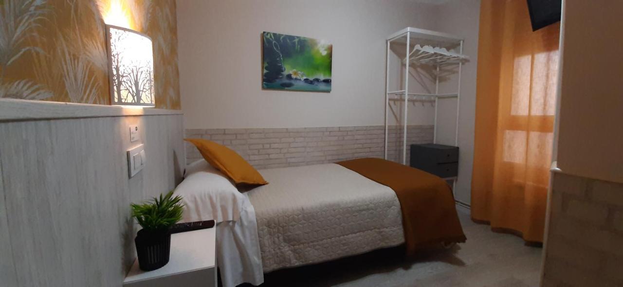 Hostal Verdemar Gijon Bagian luar foto