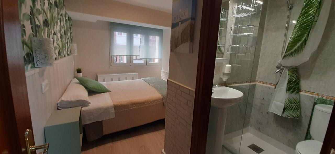 Hostal Verdemar Gijon Bagian luar foto