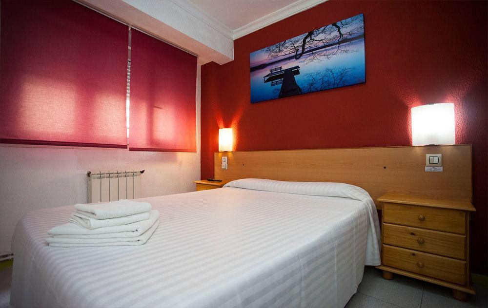 Hostal Verdemar Gijon Bagian luar foto